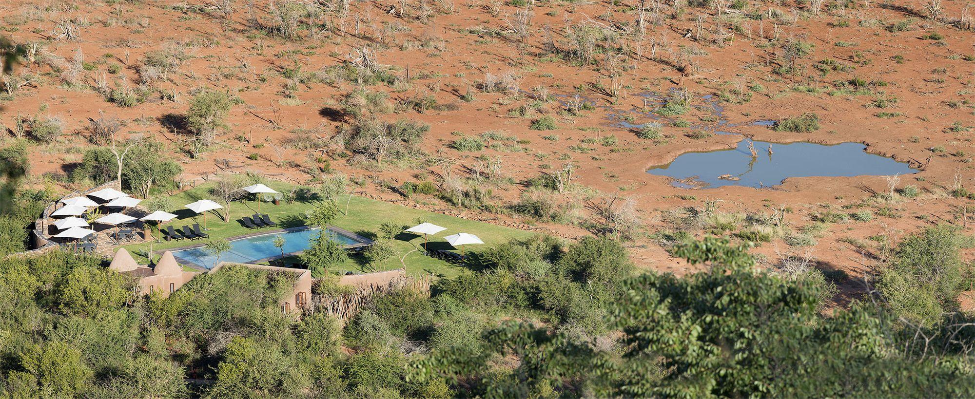 שמורת הציד מאדיקווה Madikwe Safari Lodge מראה חיצוני תמונה