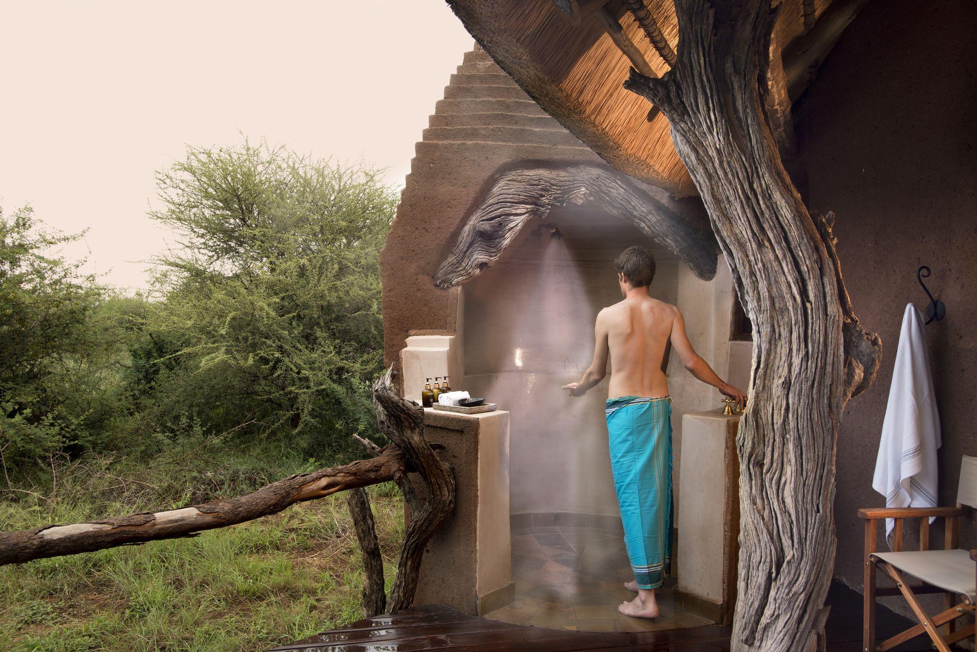 שמורת הציד מאדיקווה Madikwe Safari Lodge מראה חיצוני תמונה