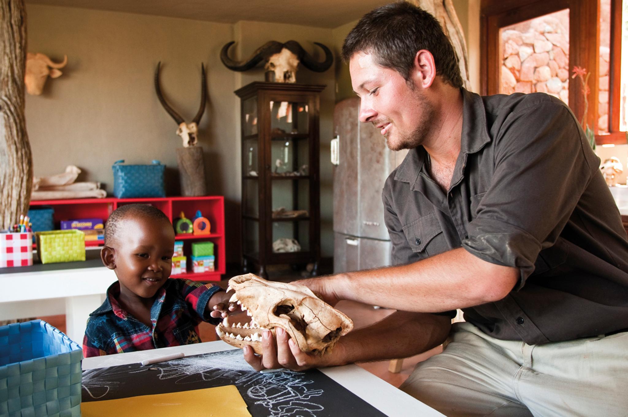 שמורת הציד מאדיקווה Madikwe Safari Lodge מראה חיצוני תמונה