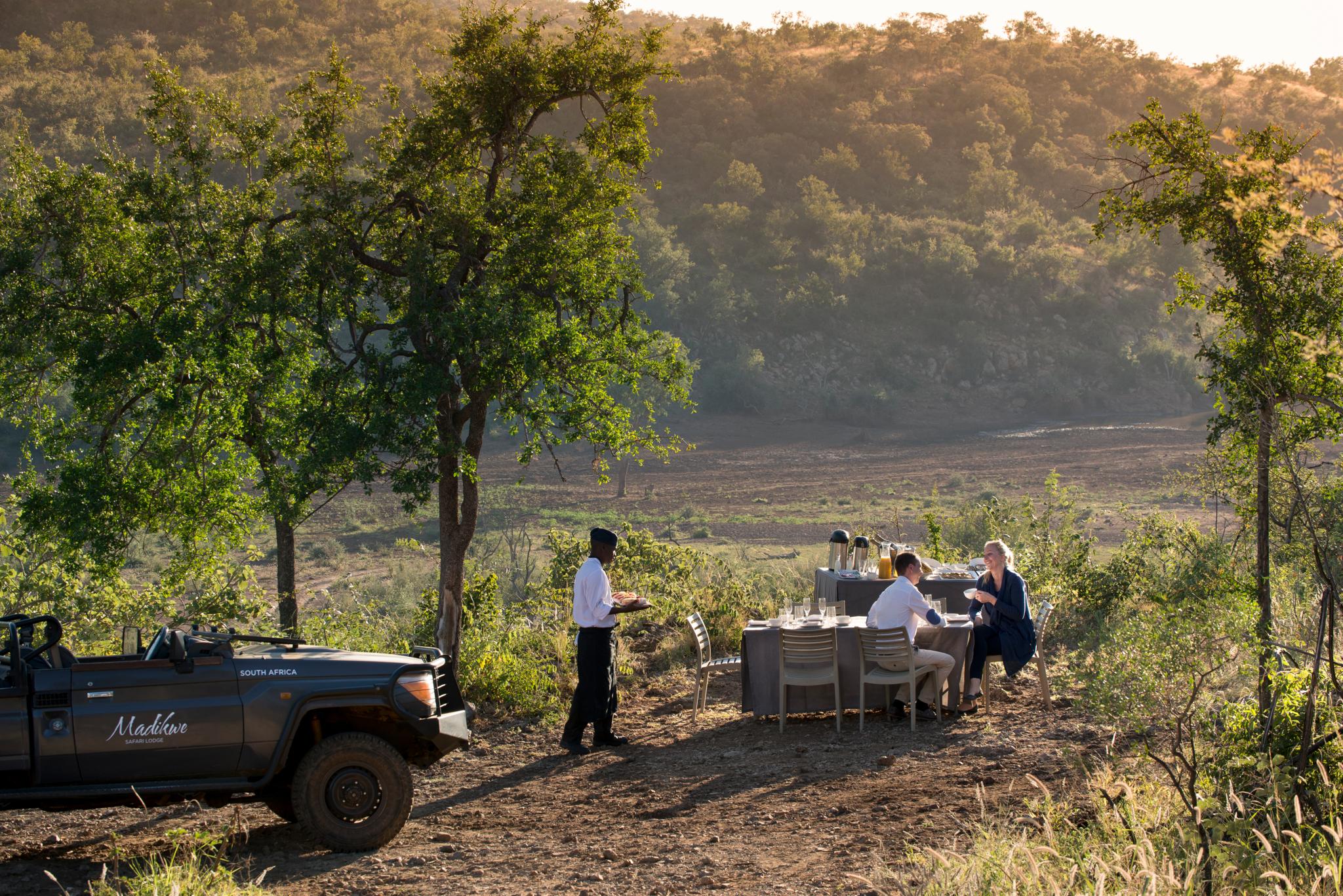 שמורת הציד מאדיקווה Madikwe Safari Lodge מראה חיצוני תמונה