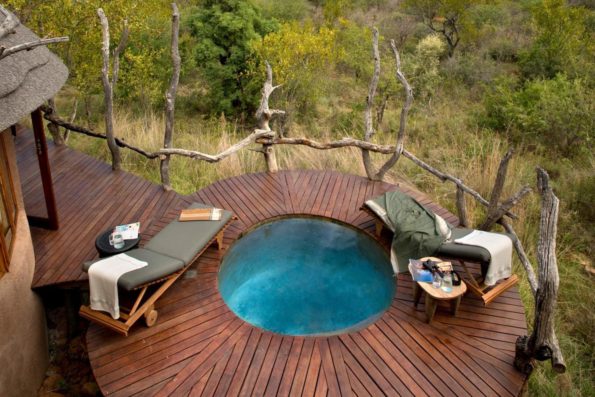 שמורת הציד מאדיקווה Madikwe Safari Lodge מראה חיצוני תמונה