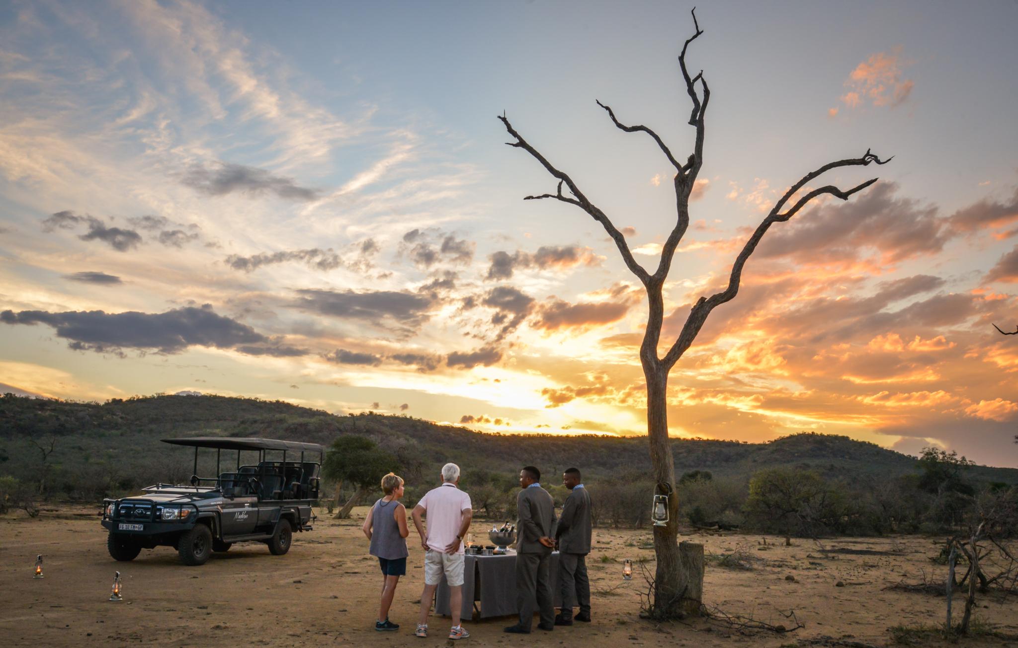 שמורת הציד מאדיקווה Madikwe Safari Lodge מראה חיצוני תמונה